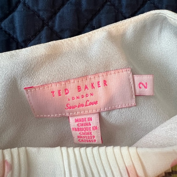 Ted Baker London pleated floral top size 2/US 6 - Picture 4 of 9